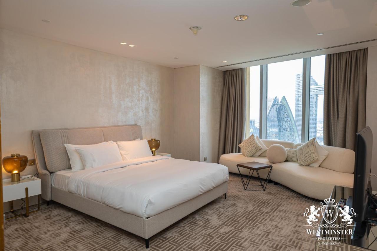 Westminster Dubai Mall Exterior photo A bedroom at the Westin Dubai