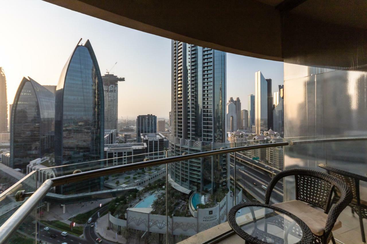 Westminster Dubai Mall Exterior photo View from a balcony